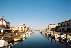 Marseillan port